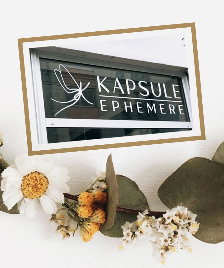 Enseigne boutique Kapsule Ephemere